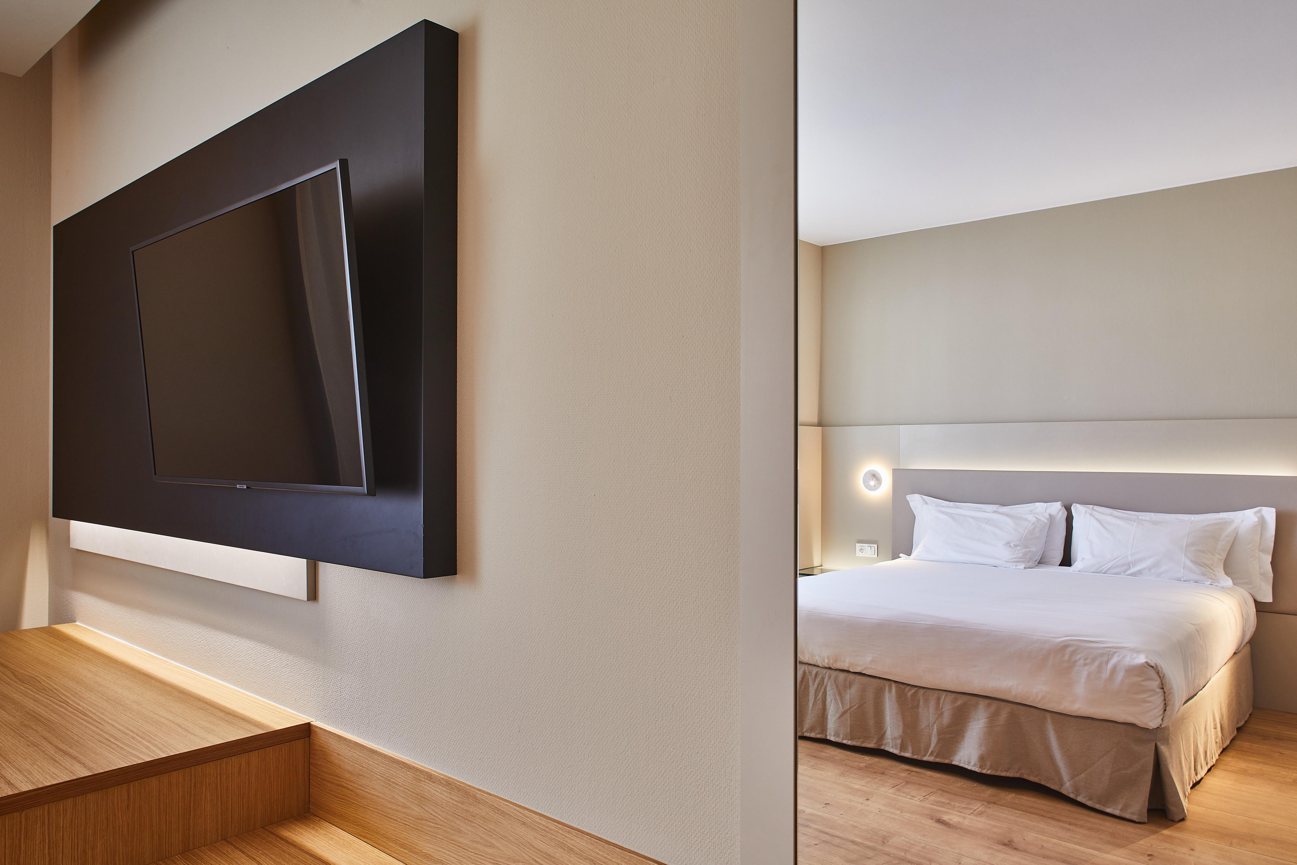 Silken Reino De Aragon Hotel Сарагоса Екстериор снимка