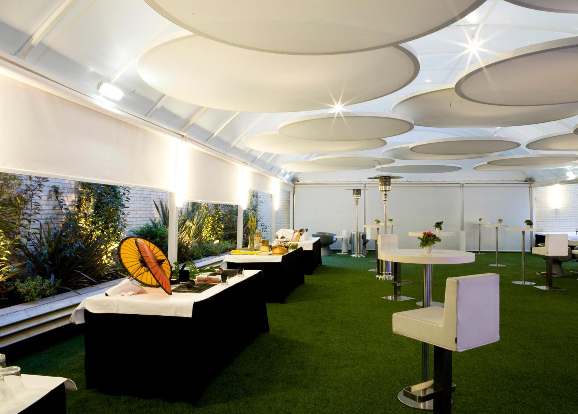 Silken Reino De Aragon Hotel Сарагоса Ресторант снимка
